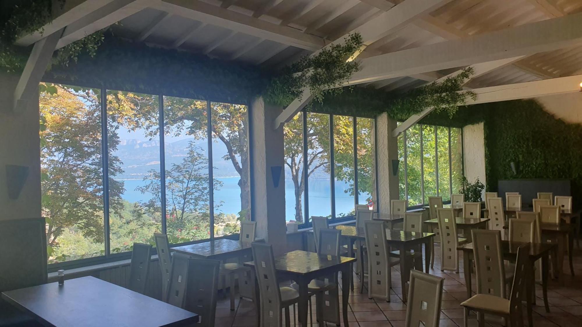 Le Comptoir Hotel Sainte-Croix-de-Verdon Buitenkant foto